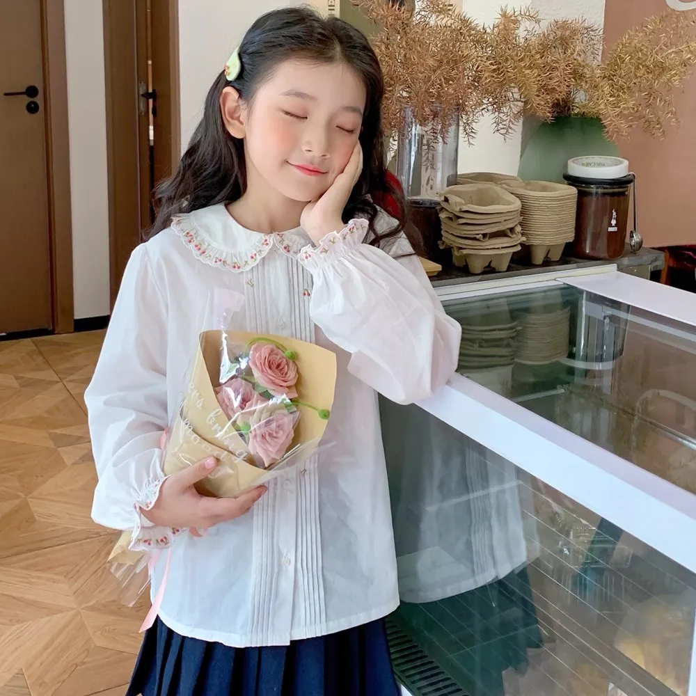 

Fall kids girl clothes baby tops girl shirt French style Cherry patterned embroidered large lapel Sweet and versatile shirt