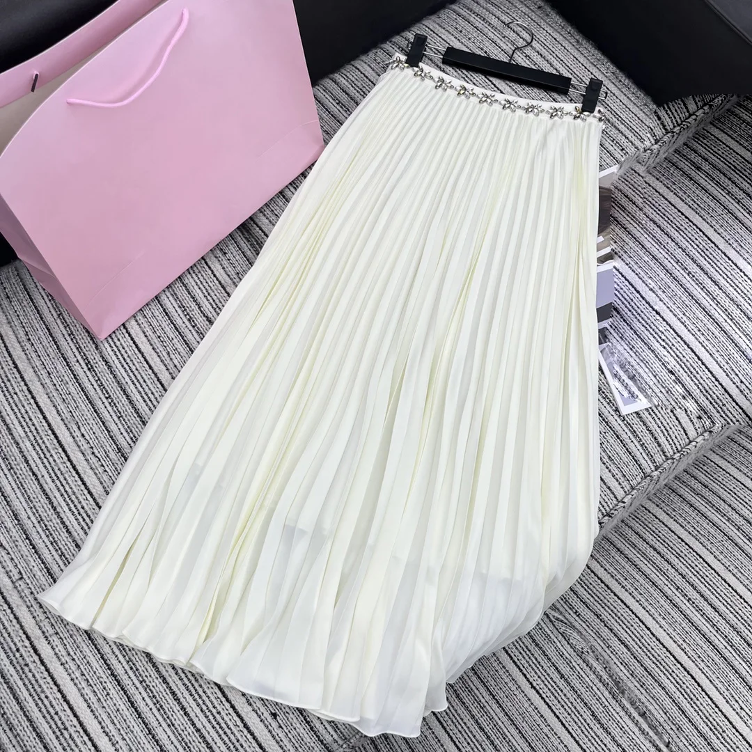 Women's Clothing    Early spring series, new heavy-duty pleated skirt with diamond waist, easy and elegant