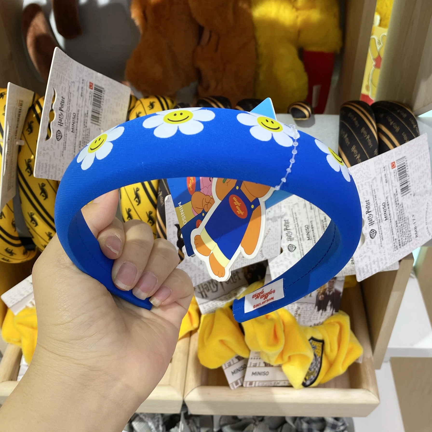 

so Bear Daisy Printed Hair Clips Invisible BB Clamp Set Faionable Hair Accories Ear Studs Small Bear Daisy Design
