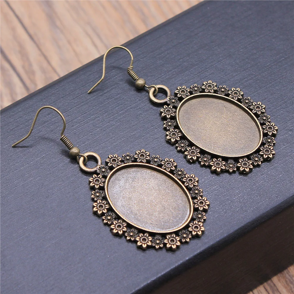 Fashion Handmade Antique Bronze Color 18x25mm Inner Size Oval Flower Style Cameo Cabochon Pendant Earrings Findings