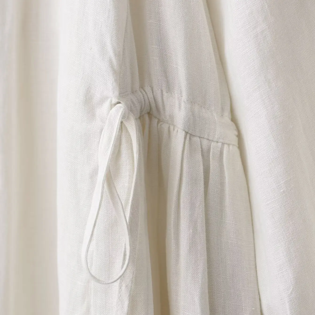 ชุดเดรสผ้าลินินแท้ทรงเอวเข้ารูปสำหรับผู้หญิง เสื้อผ้าผู้หญิงเอวสูง สไตล์ลำลอง กระโปรงทรงบับเบิ้ลความยาวปานกลาง