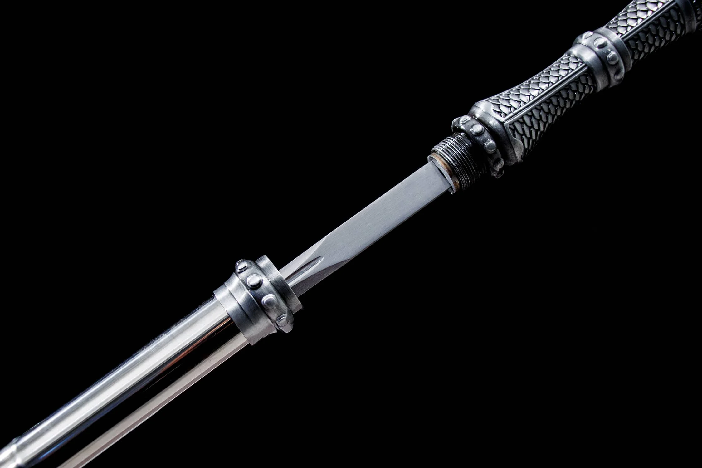 Chinese samurai sword dragon scale reverse reception staff sword katana Battle Preparation Full Tang High-carbon steel sharp