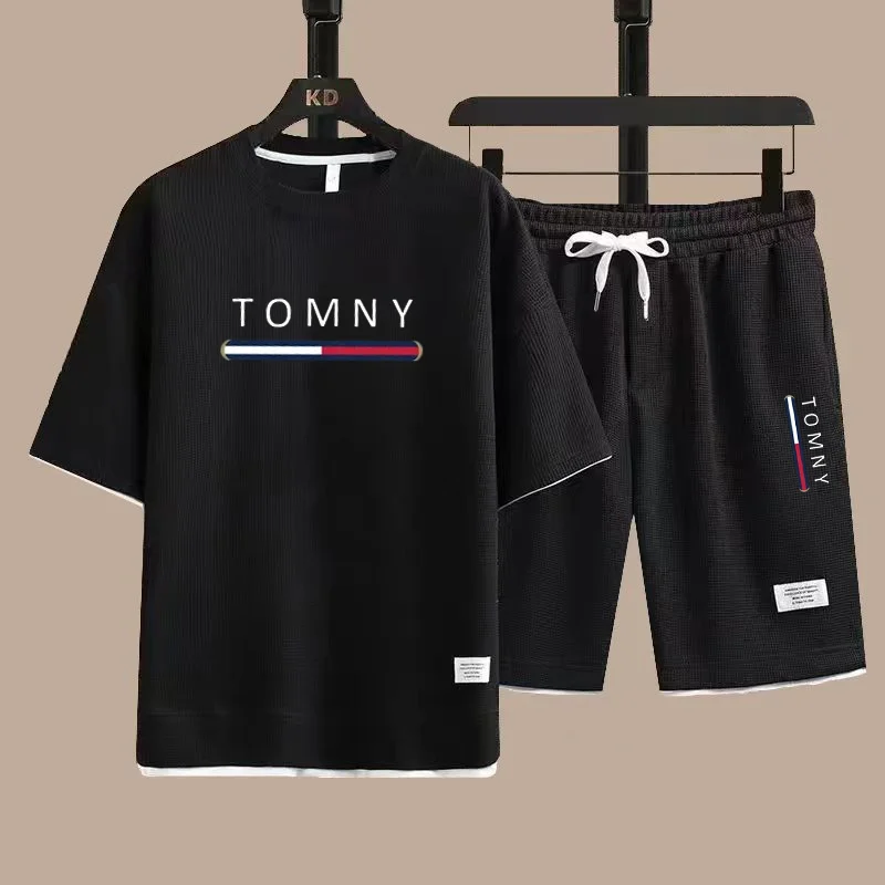 

2025 New summer breathable men's short-sleeved T-shirt and shorts two-piece set, fashionable outdoor beach casual men's suit