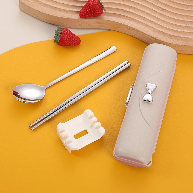 : Set di stoviglie in acciaio inossidabile