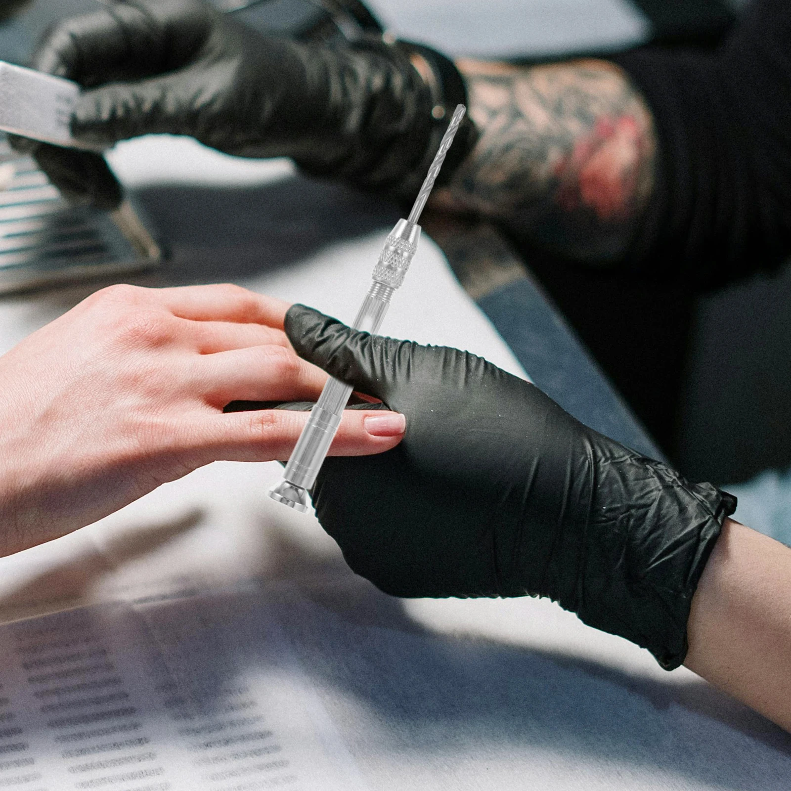 1 Set Charm Piercing Nagelbohrer-Set Professioneller Manueller Handbohrer für Hängeaccessoires Präzises Nagelkunst-Werkzeug für Gelnägel