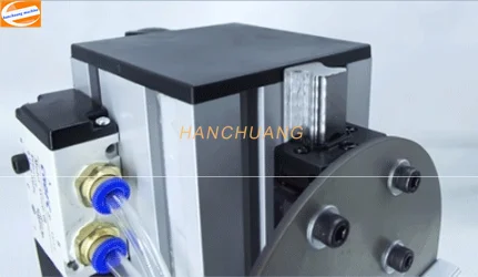 Tragbarer tragbarer Mini-Ultraschall-Punktschweißgerät für Masken, Ohrringe und Arbeitsabzeichen