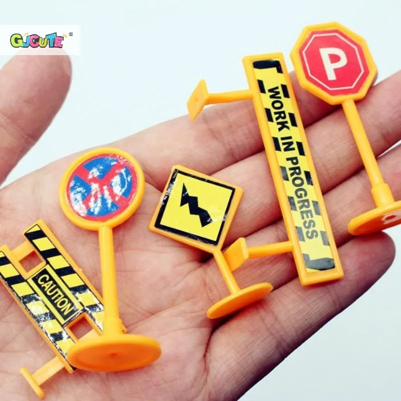 8 pezzi di cartello stradale per ingegneria cittadina per casa delle bambole, modello di traffico giallo, oggetto di simulazione, ornamento, giocattoli in miniatura, accessori per casa delle bambole