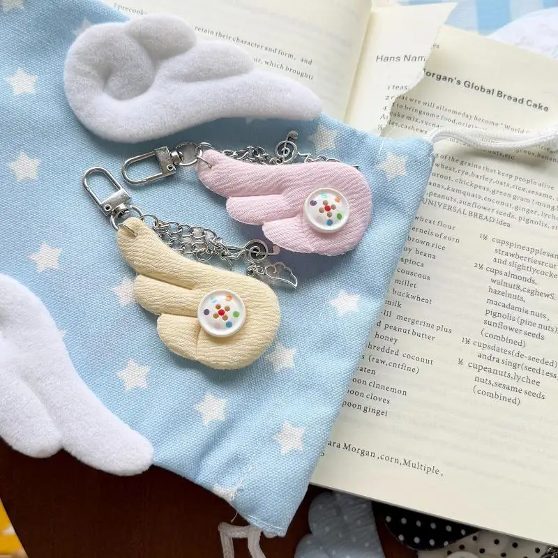 Wolkenförmiger Weicher Stoff-Schlüsselanhänger mit Stern- und Musiknoten-Dekor in Verschiedenen Farben, Modisches Schlüssel-Accessoire für Partys – Detail 7
