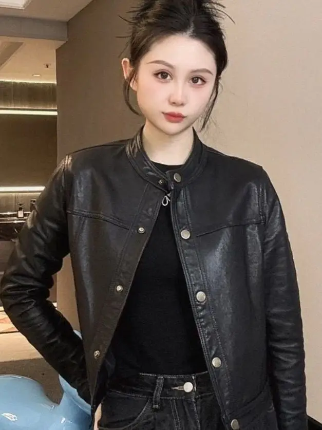 2025 Nuovo Retro Sle Biker in pelle da donna Jaet Autunno Inverno Caldo cappotto ort Fraance Sle Cappotto in PU di fascia alta di piccole dimensioni