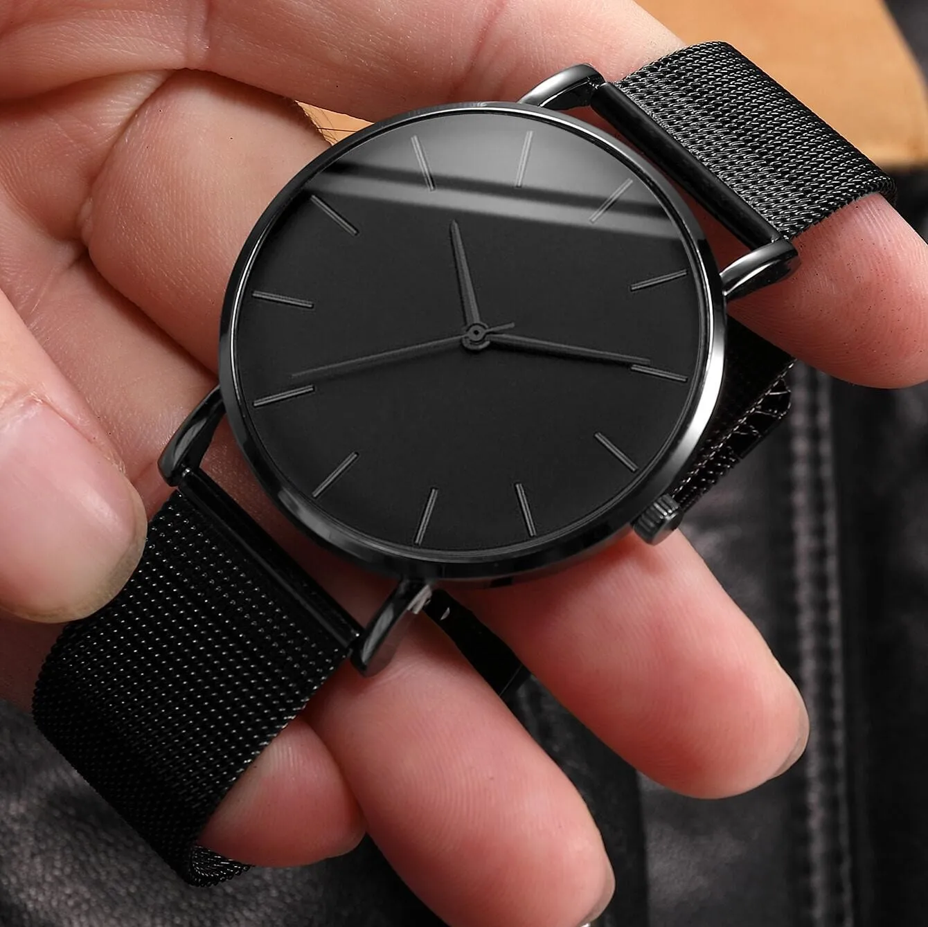 2PCS/Set Fashion Men's Black Mesh Band Quartz Watch With Beads Bracelet（Box not Included）