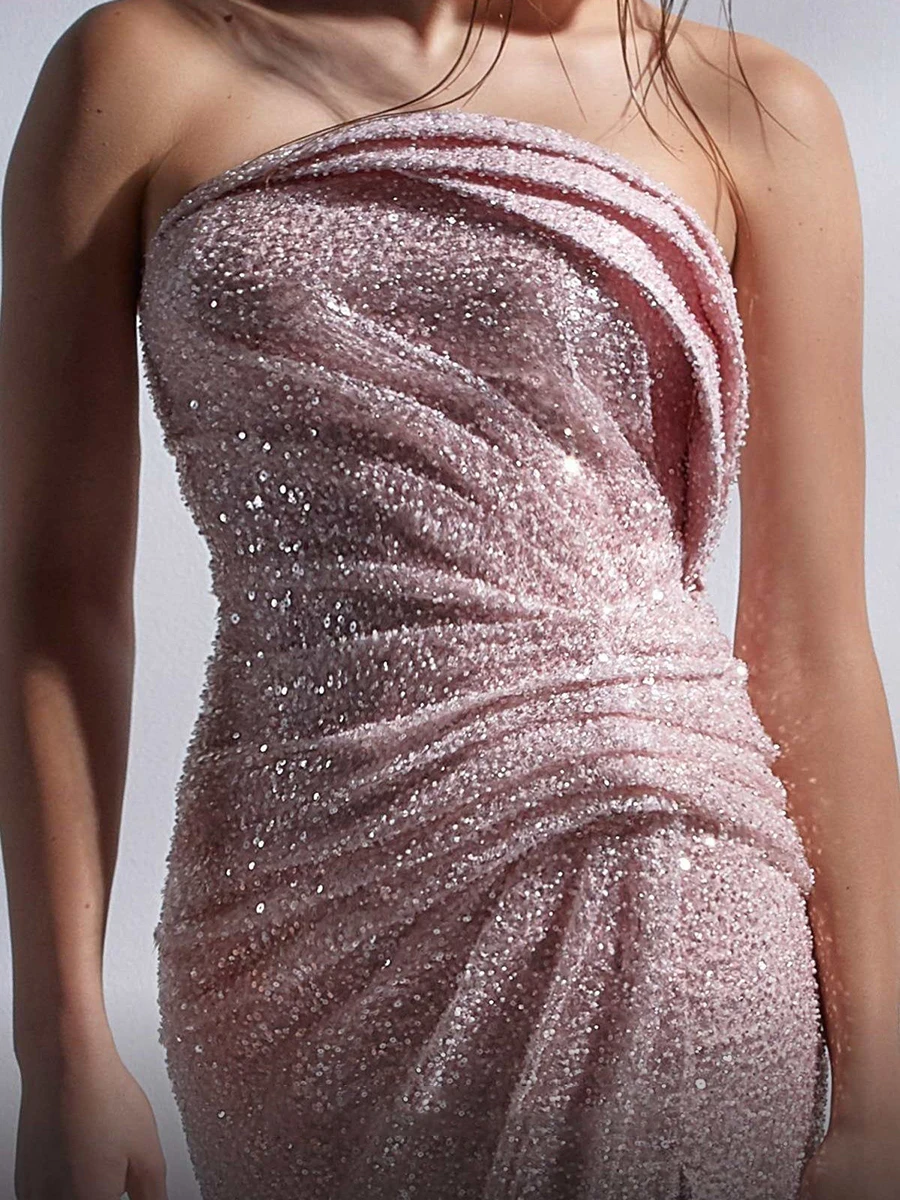 Abito da ballo rosa personalizzato diviso elegante sexy aderente fino al pavimento abiti da sera squisiti per le donne 2024