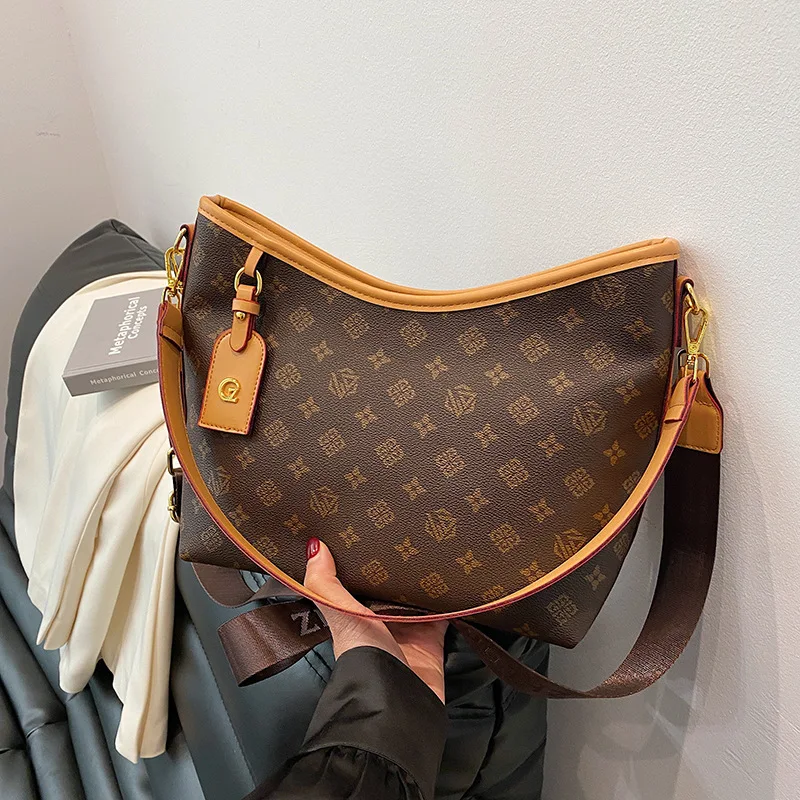 Retro Pattern Hobo Tote Bag for Women, Classic Monogram Crossbody Shoulder Purse with Gold G Tag Pendant, Lightweight Daily Hand
