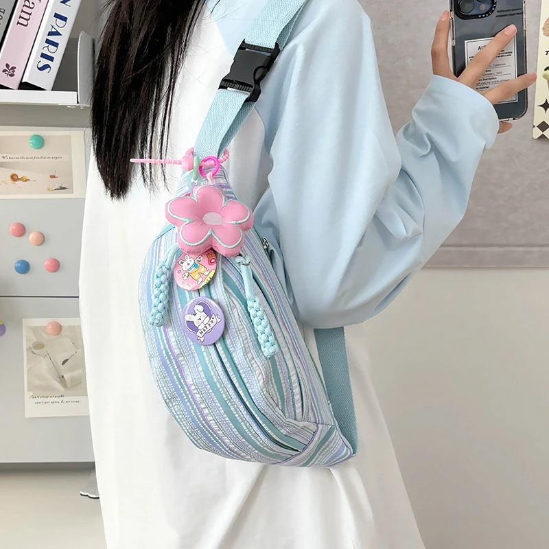 Cute lightweight pleated chest bag small fresh student Fanny pack Mori teenage crossbody bag