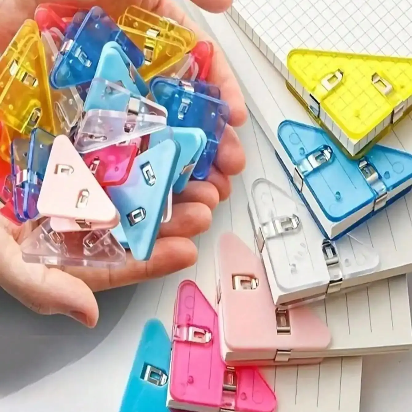 Creative Multifunctional Right-Angle Triangle Clip Office Stationery Book Clip Test Paper Anti-Curl Clip File Memo Corne