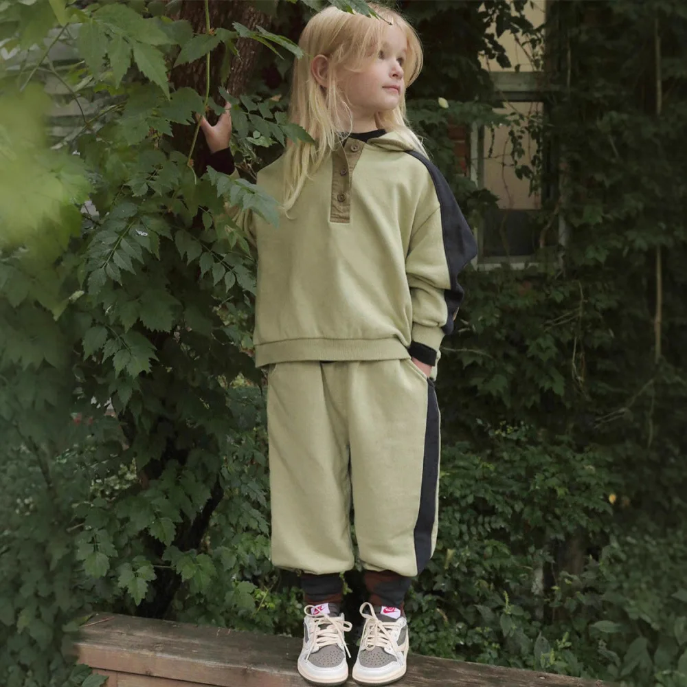 

2025 Autumn New Children Long Sleeve Clothes Set Girls Lapel Sweatshirt + Sweat Pants 2pcs Suit Kids Boys Patchwork Casual Set