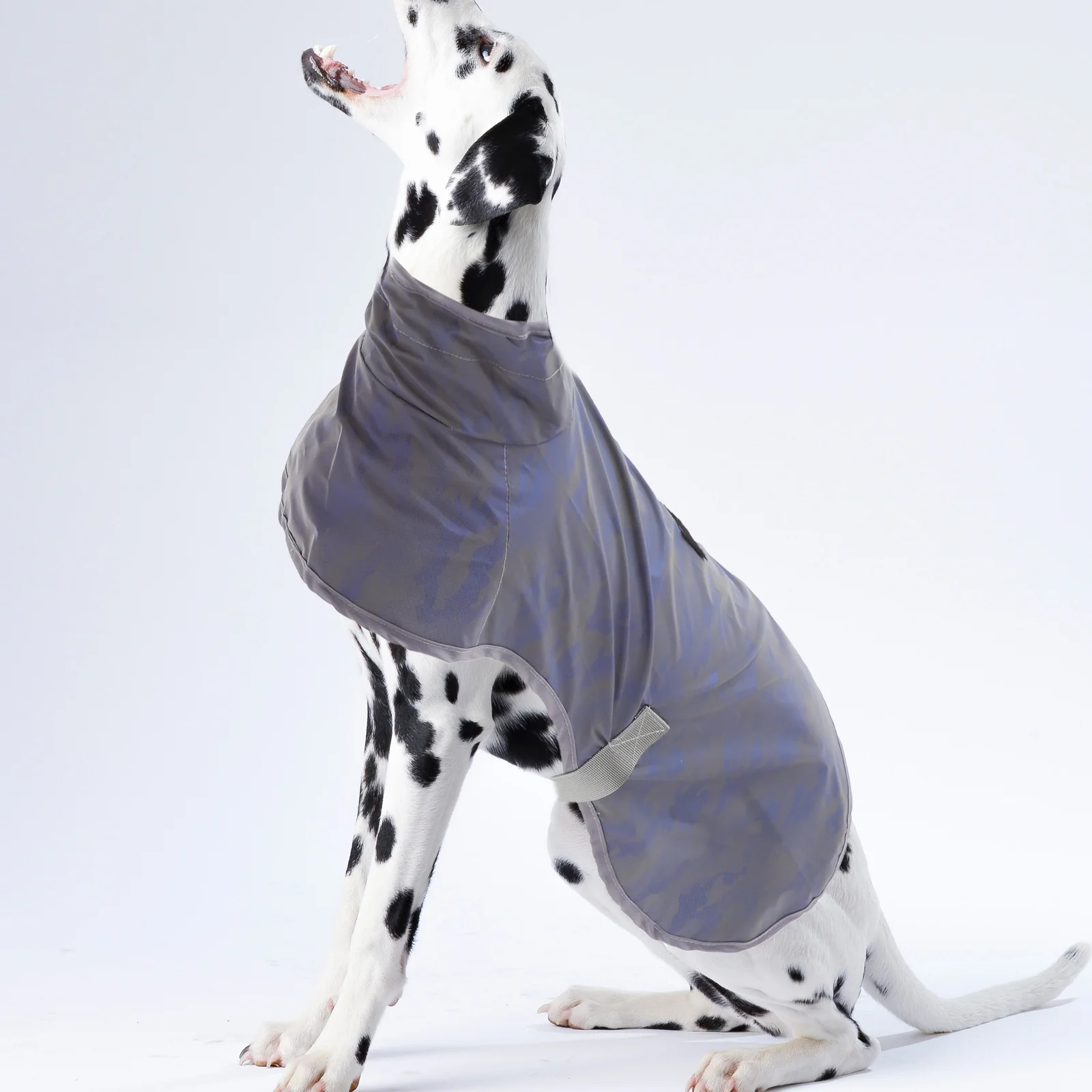 Светоотражающий плащ для собак, водонепроницаемая, легкая, дышащая, дождевик для ежедневной прогулки, безопасный дождевик для щенков на открытом воздухе