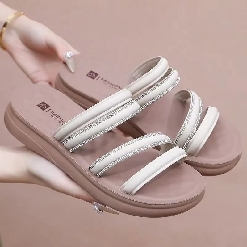 

Women Thick Sole One Word Outdoor Beach Slippers Sandals Summer New Middle Aged And Elderly Women Flat sole Slipper Sandals