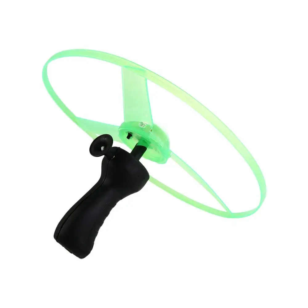 Aeronaves brinquedos ao ar livre corda voando hélice luminosa helicóptero brinquedos puxar corda voando ufo led voando ufo girando topo