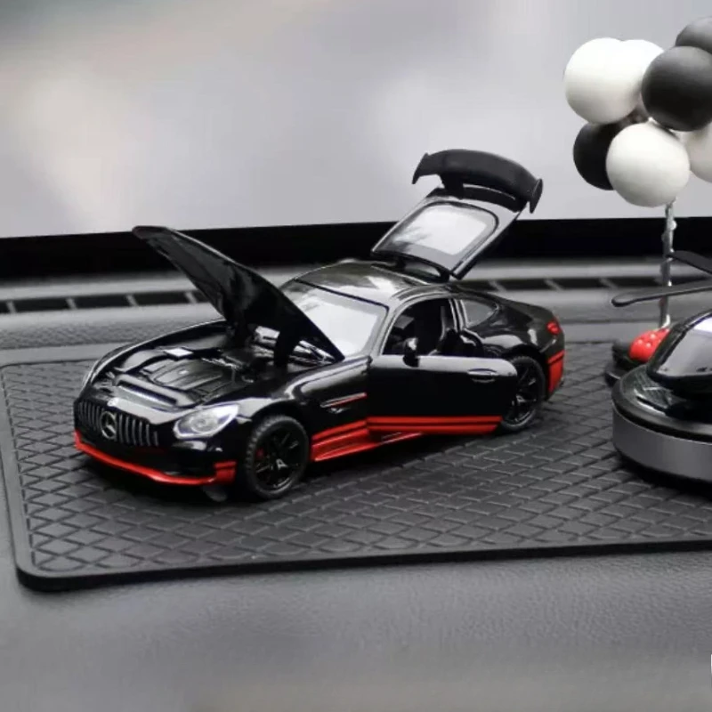 1:32 AMG GTRของเล่นรถโลหะของเล่นกีฬารถเสียงและแสงของเล่นดึงกลับMustangรถของเล่นเด็กของขวัญของเล่นรัก