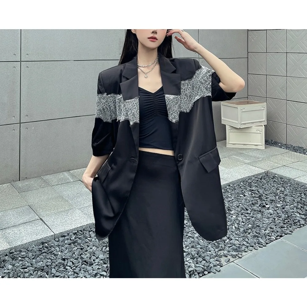 TWOTWINSTYLE Hit Kleur Losse Casual Blazers voor Vrouwen Revers Lange Mouw Temperament Minimalistische Jas Vrouwelijke Mode