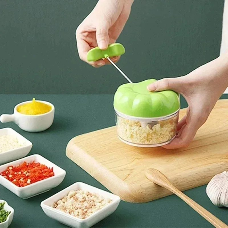1pc Manual Garlic Puller Mini Food Garlic Vegetable Shredder Hand-held Kitchen Household Type Mixer Cutting Machine Meat Grinder