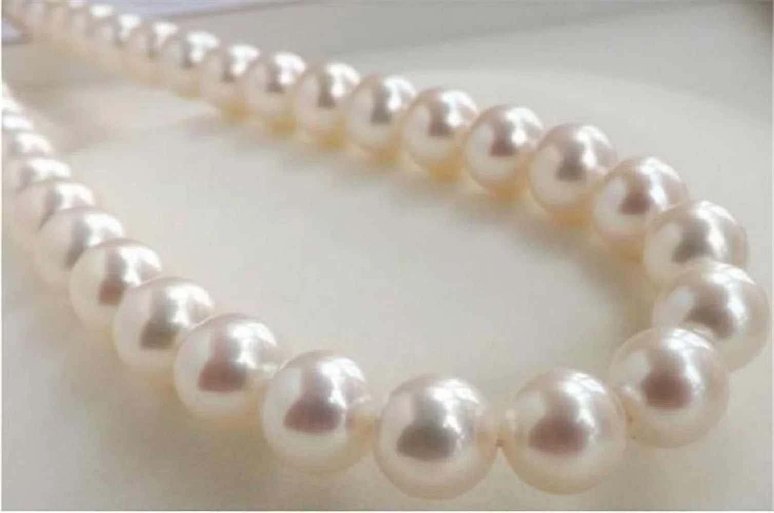 

HUGE AAAA+ 11-12MM PERFECT ROUND SOUTH SEA GENUINE WHITE PEARL NECKLACE 18" 14K gold buckle GB11887