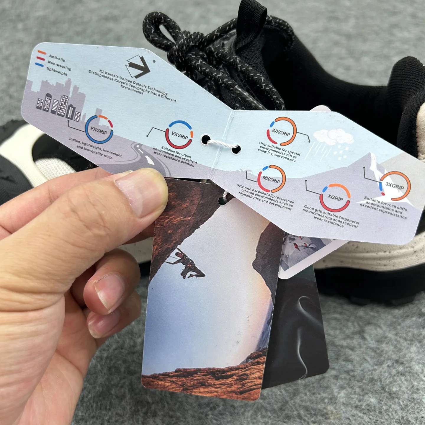 Lightweight and comfortable casual sports running shoes men's and women's non-slip shock-absorbing mesh sneakers