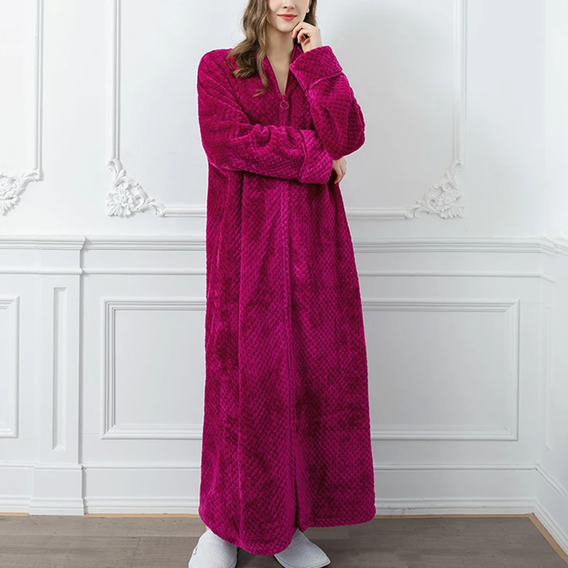 

Flannel Nightgown Women Thickened And Lengthened Pineapple Lattice Dressing Gown Bathrobe Couple Men's Pajamas Home Bathrobe