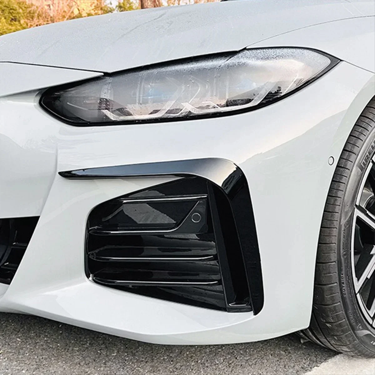 Car Front Fog Light Trim for BMW 4 Series G26 M Sport MP 2020+ Fog Lights Blade Side Wind Knife Splitter Spoiler Body Kits