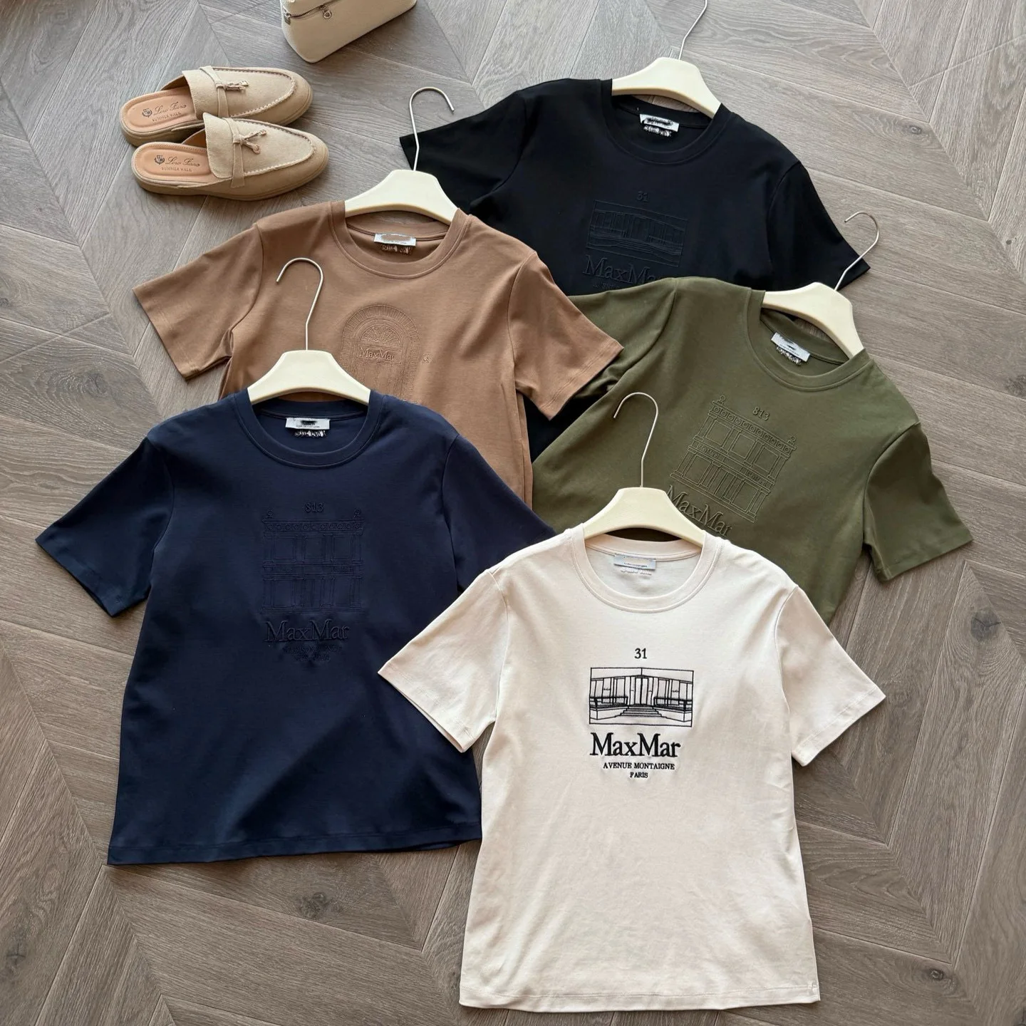 

High Quality 26S New MAX Building S Series Embroidered Women's Short Sleeve T-Shirt Retro Cotton round Neck 5 Colors T-Shirt