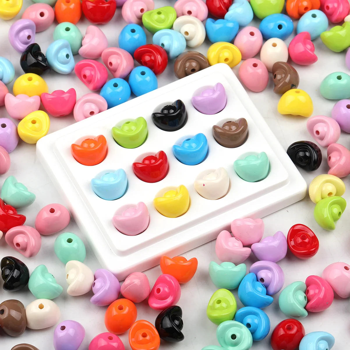 16pcs/32pcs Random Color 1.2x1.6cm Vintage Lucky Ingot Acrylic Beads, Spacer Beads for DIY Bracelet Jewelry Craft Supplies