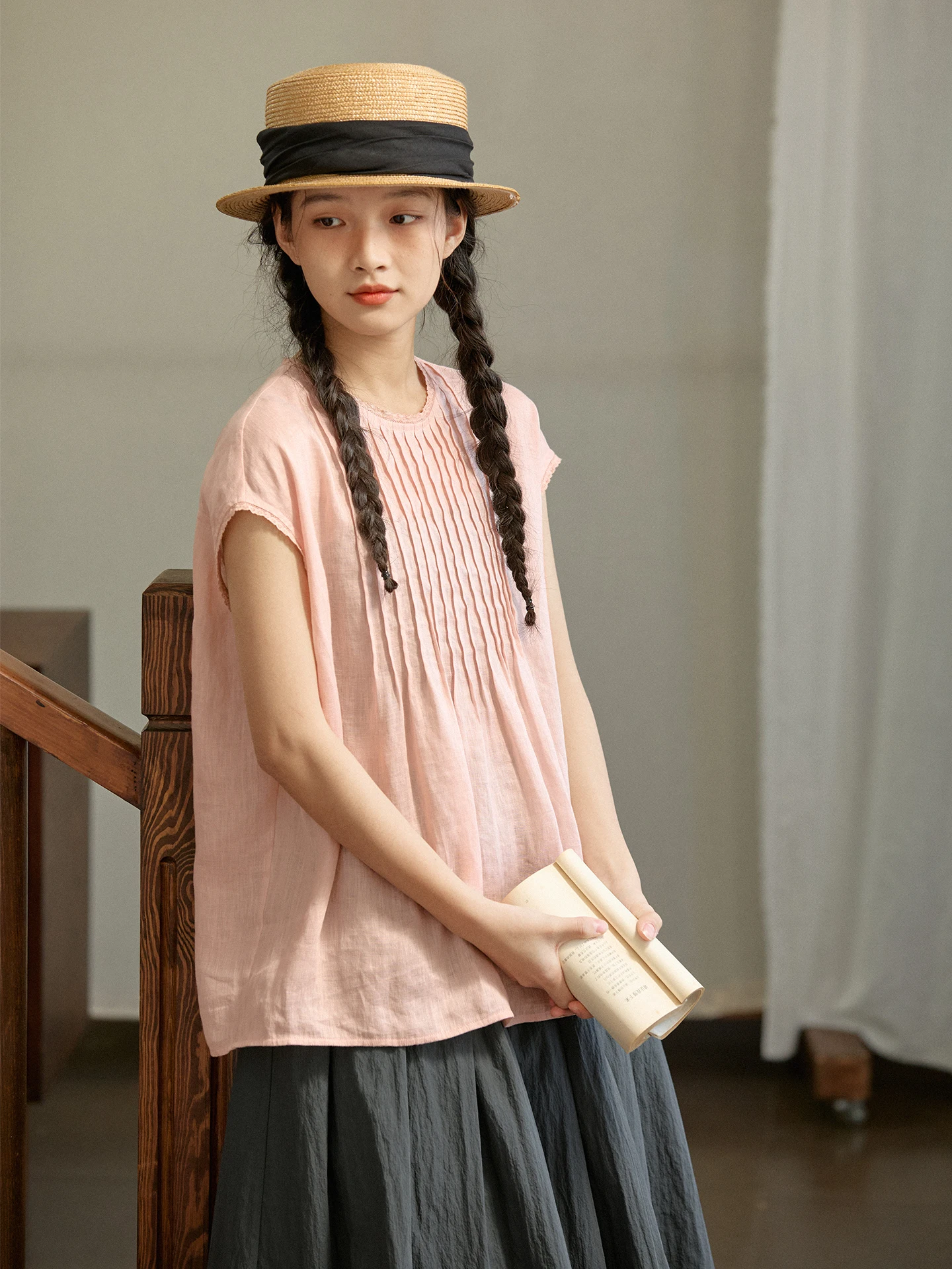 

Original Japanese Style Women's Linen Shirt Summer Shoulder Cover Sleeve Pleated Ruffle round Neck Top Skin-friendly Breathable