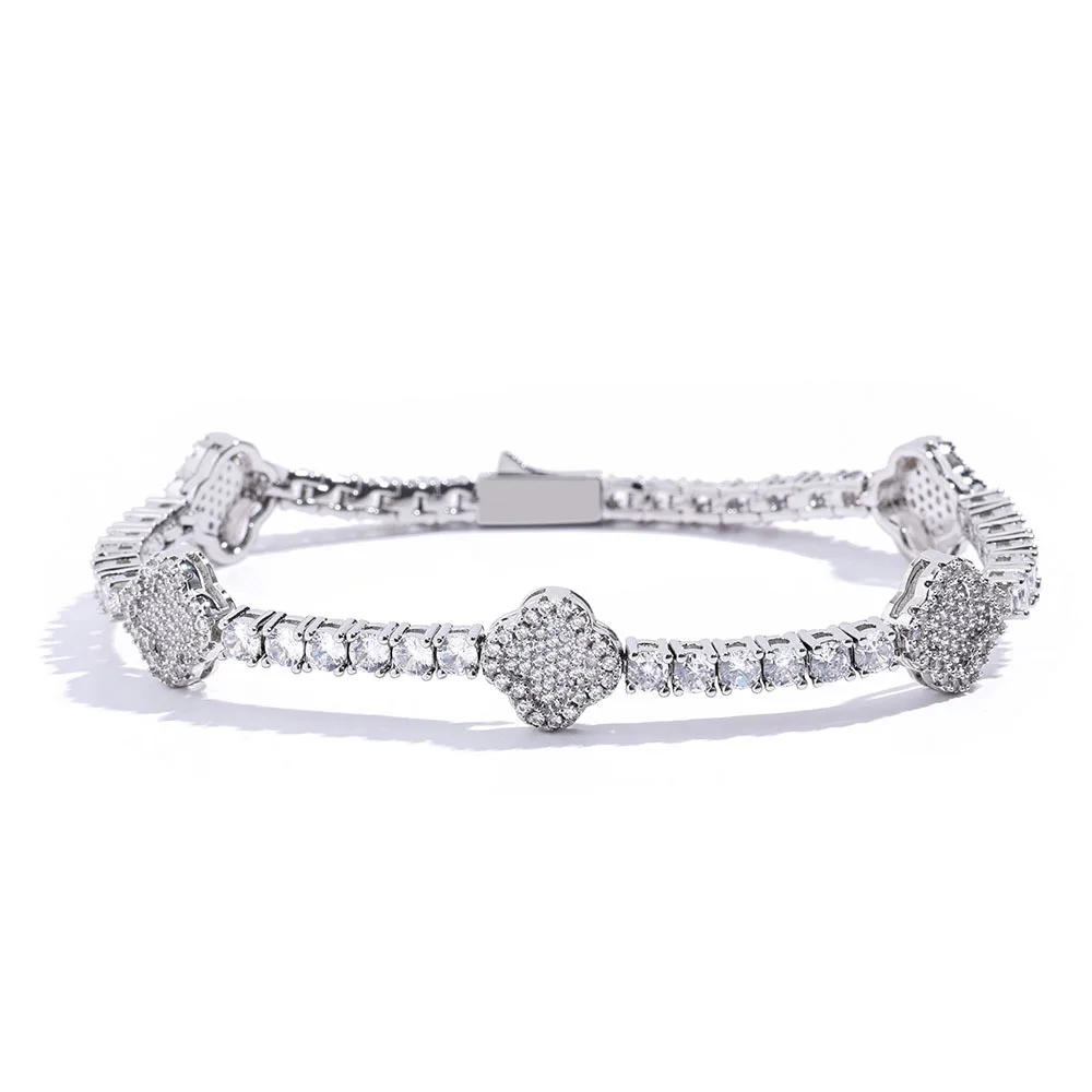 Artificial diamonds produce soft sparkles, unisex Spring Clasp Bracelet of PT950 Platinum fits minimalist street aesthetics