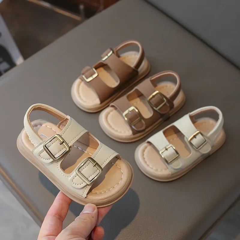 2024 Sandały dziecięce dla dziewczynek i chłopców Letnie nowe modne koreańskie wygodne miękkie podeszwy Casual Cute Baby Beach Shoes