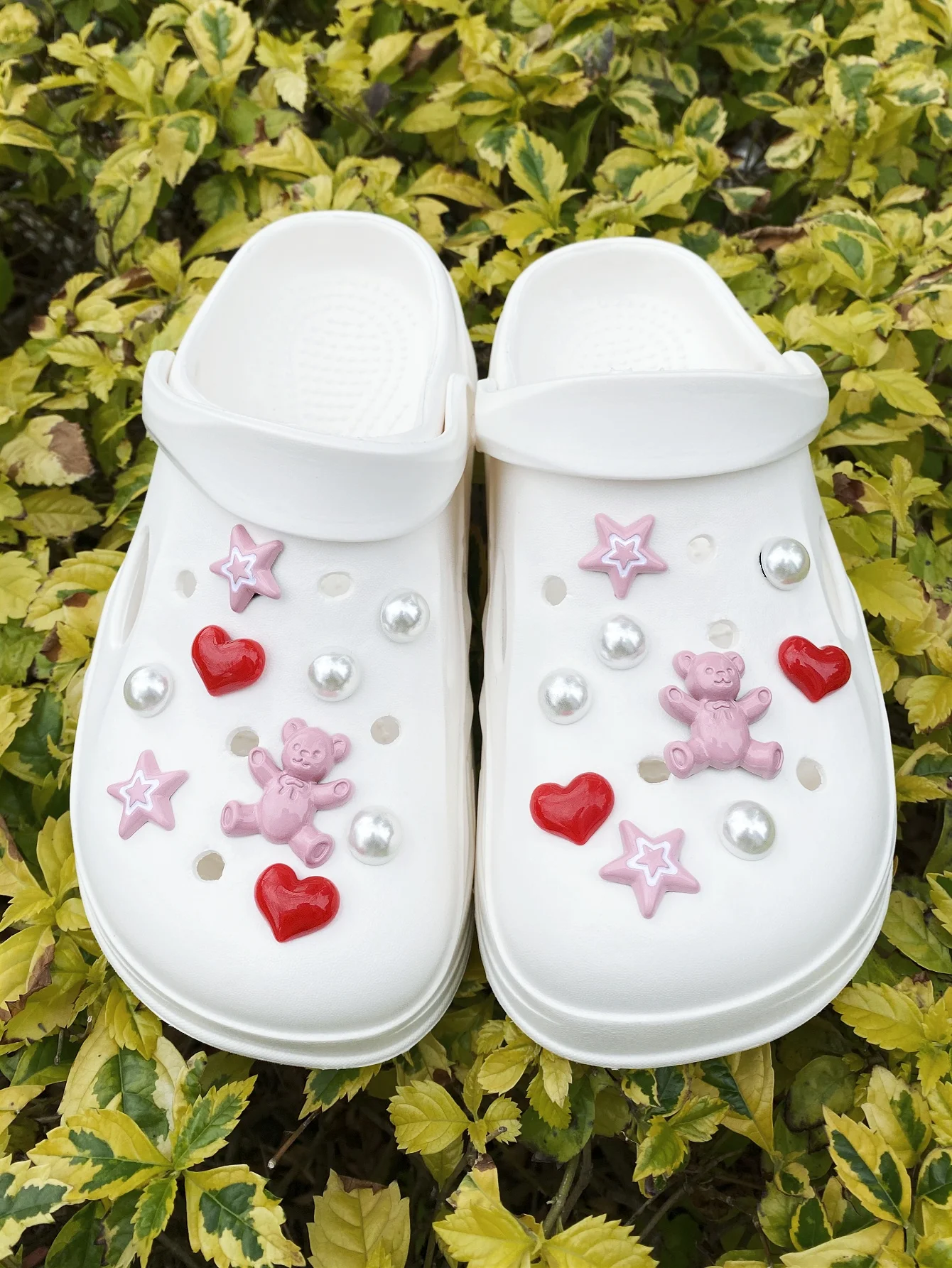 18 pieces of pink bear, five-pointed star, red heart, white ABS pearl shoe buckle DIY decoration, suitable for women's sandals,
