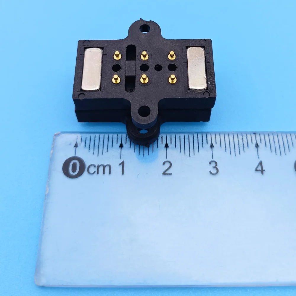 6ピン磁気吸着式大電流オス・メスソケット 6ピンマグネット吸着式ブラインドプラグ充電コネクタ