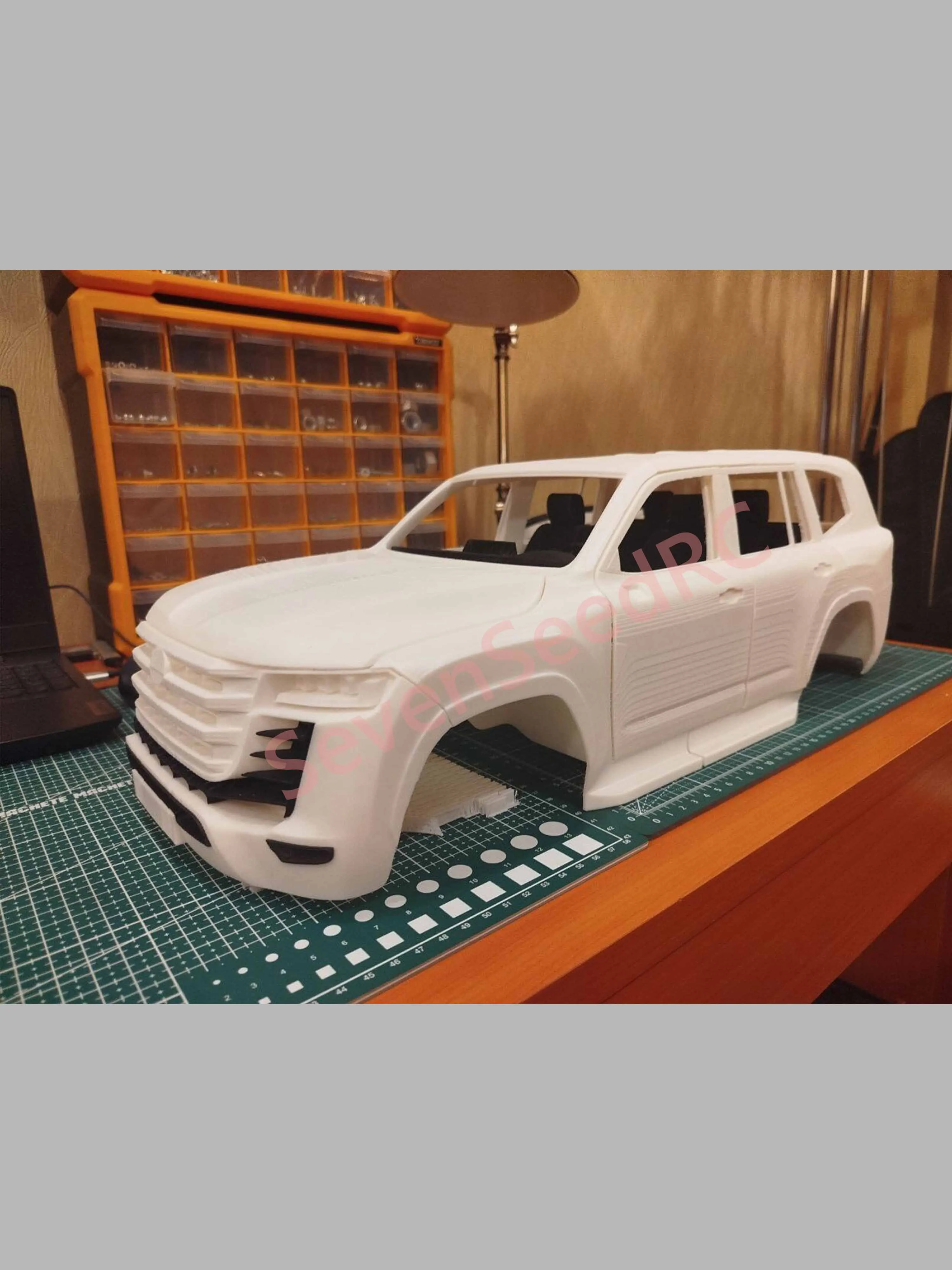 

3d Printed RC Body Toyota Land Cruiser LC300 1:10 Scale 313mm 324mm SCX10 Trx4 Crossrc NT4 JT4 RC4WD