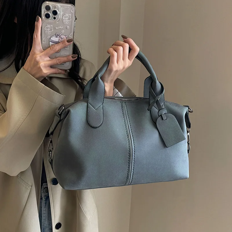 

Retro Large Capacity Bag for Women 2025 Spring and Autumn Fashion Matte Boston Bag Handheld Commuter Tote Bag