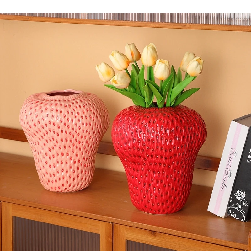 Red Strawberry Ceramic Vase Flower Pots Decorative Flowers Arrangement Desk Decoration Floral Modern Home Decor