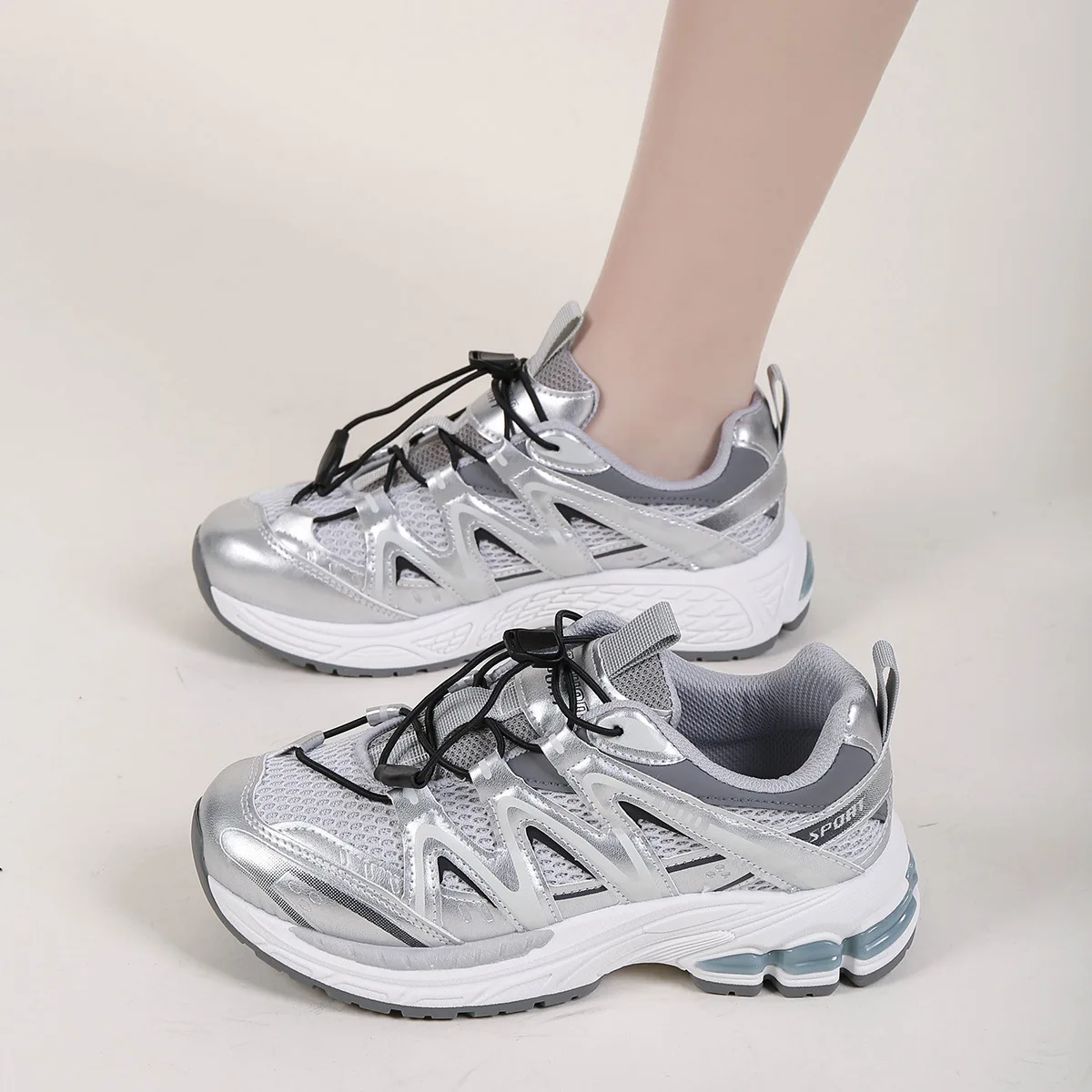 

Женские дышащие кроссовки, высококачественные спортивные кроссовки, модные кроссовки для девочек, роскошный дизайн на плоской подошве со шнуровкой, обувь для бега в стиле баланса 550