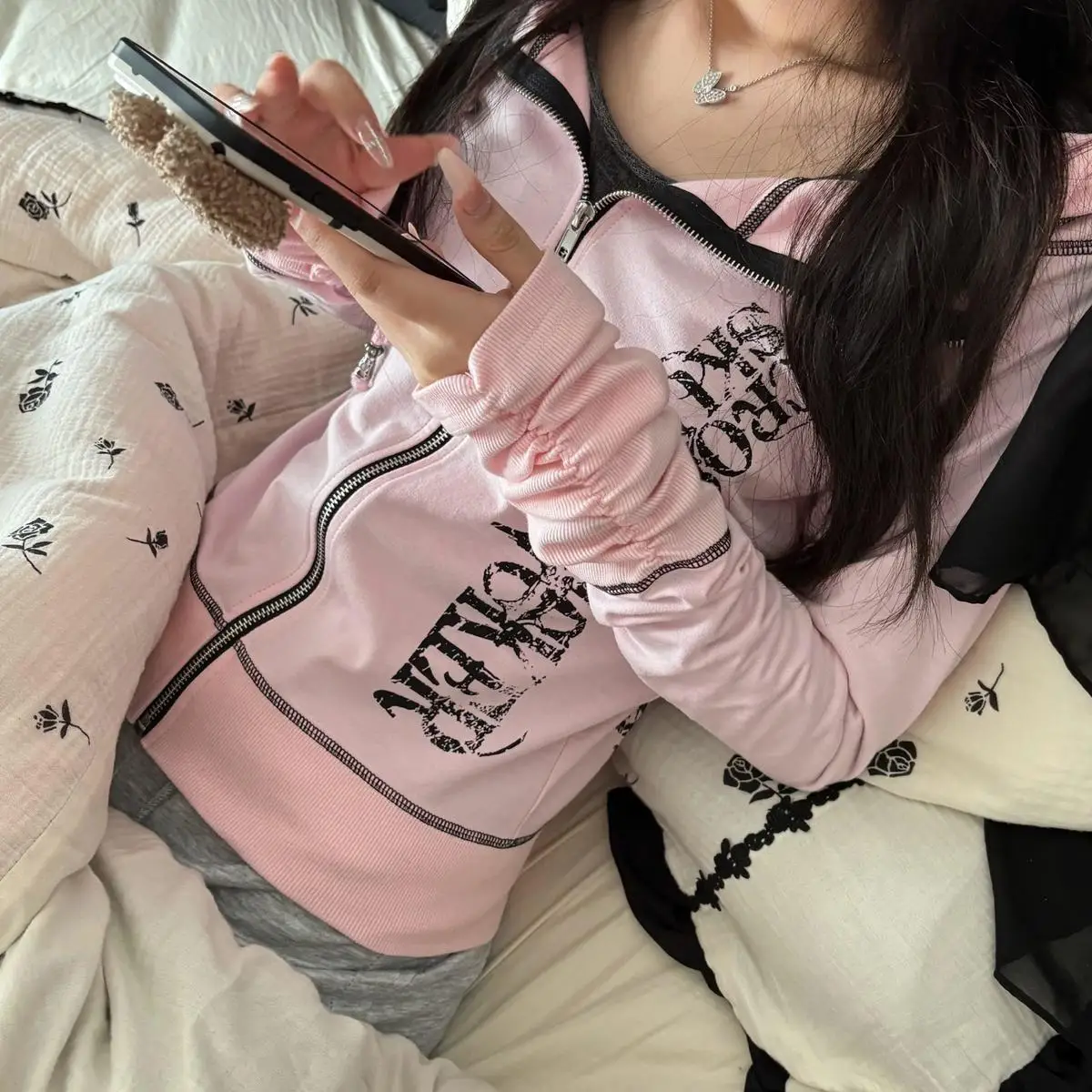 Cross Skull Hoodie Women's Slim Fit Casual Underculture Jaet Y2K Sle Trendy Top for Autumn Season