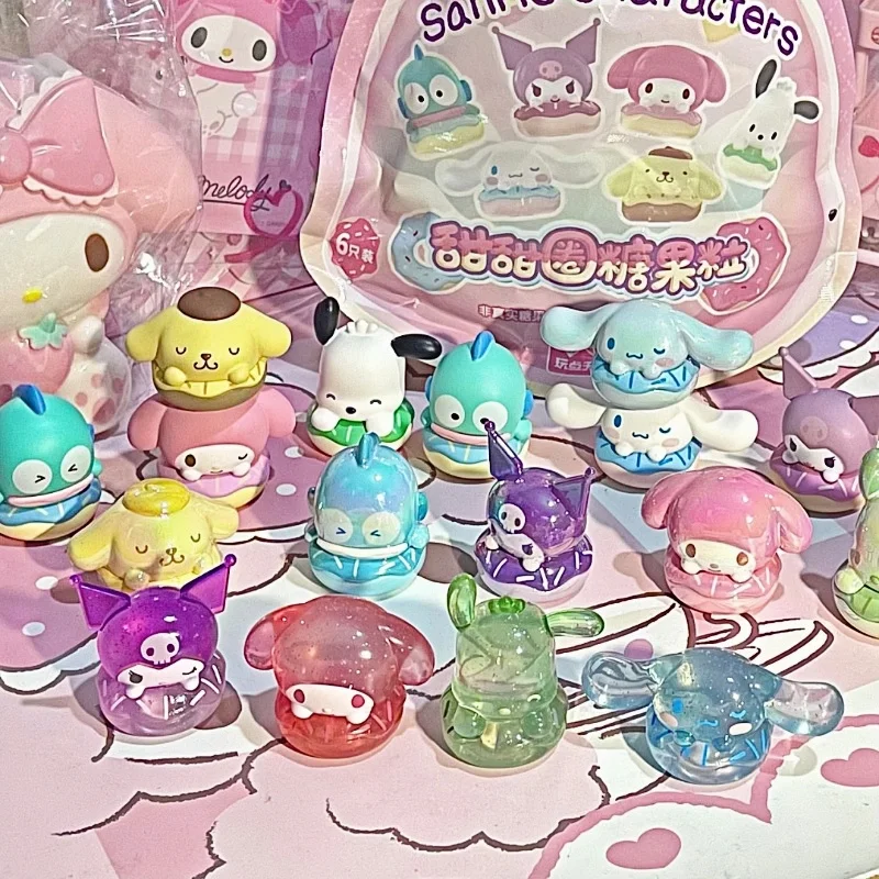 

Подлинные персонажи Sanrio, пончик, конфеты, серия, 6 шт./пакет, мини-слепая коробка, кавайная красочная фигурка, декор, украшения, подарок для девочки