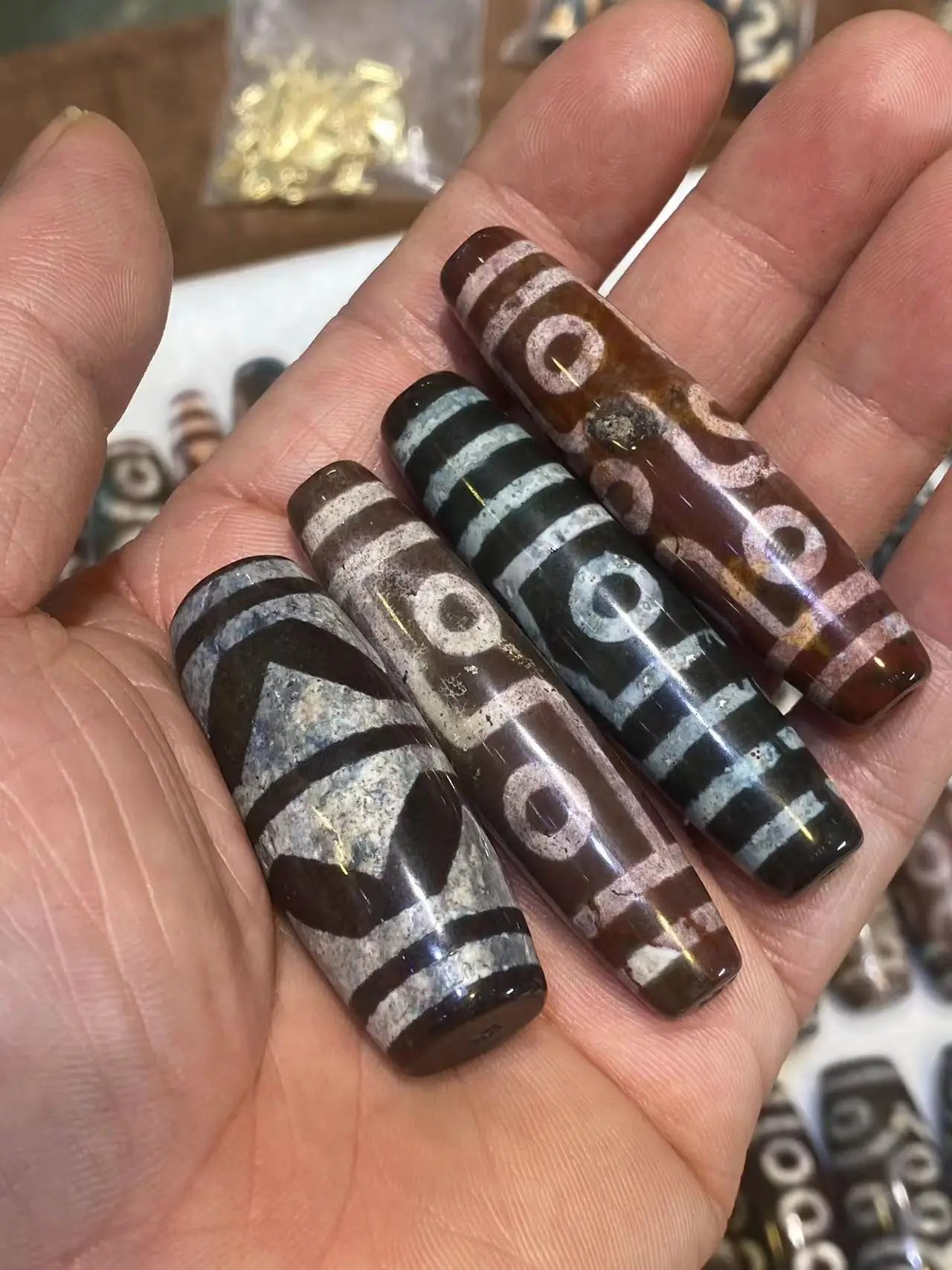 2pcs/lot Natural agate Xiangxiong Old material cinnabar dzi Multiple patterns diy necklace pendant Ethnic accessories handmade