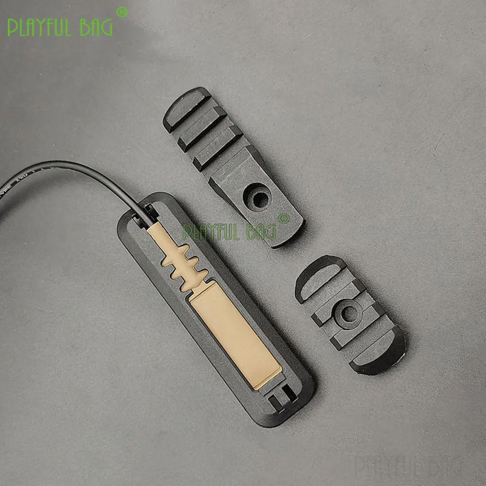 Outdoor Sport M300/M600 MOE Handguard Tape Switch Mount Nylon Tactische Druk Pad Houder voor Zaklampen Speelgoed Pistool Onderdelen QG881