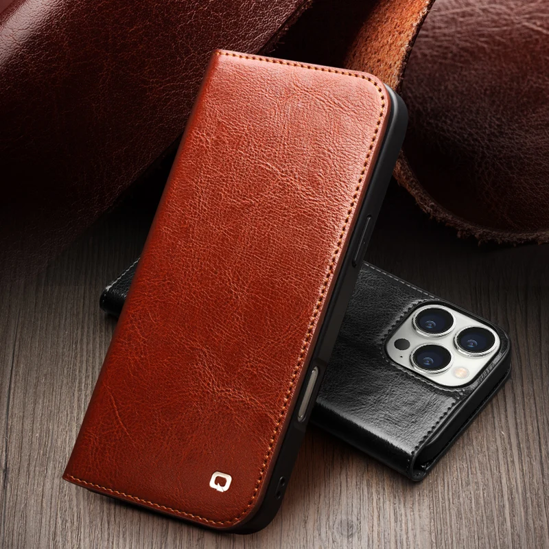 

QIALINO Genuine Leather Flip Case for iPhone16 Plus Bracket Handmade Business Cover with Card Slots for iPhone 16 Pro Max/16 Pro