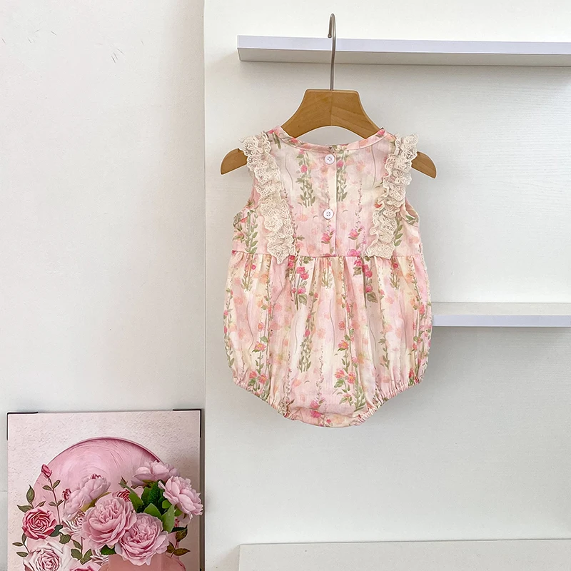 جديد طفلة ارتداءها الأزهار ملابس الطفل الدانتيل الصيف جديد أنثى طفل صغير الوردي زهرة القوس رومبير الوليد قطعة واحدة بذلة