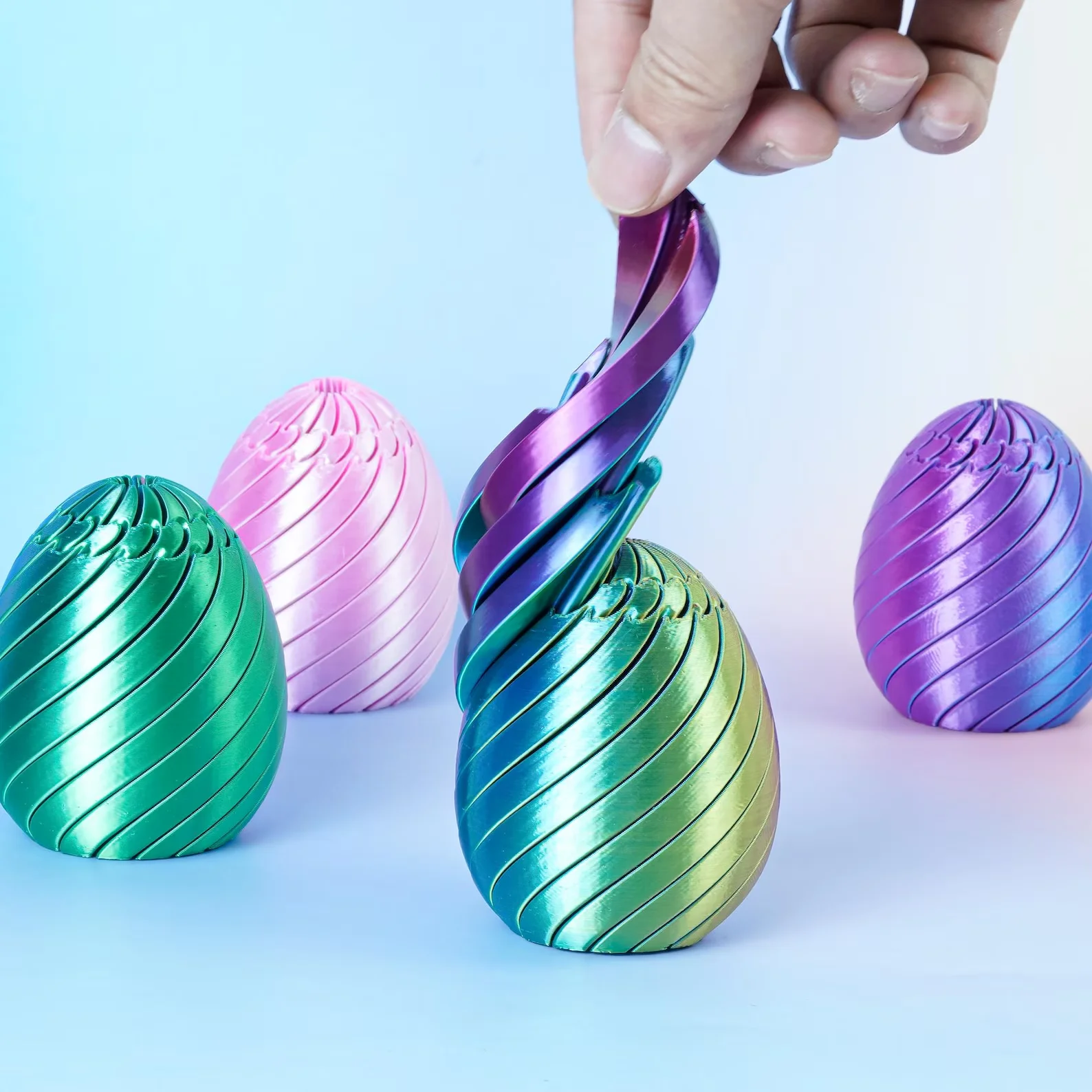 Easter Segmented Flowing Egg Ornaments ,3D Printed Slime Stress Ball Toys Twisty Fidget Egg Decor, Gifts for Teens Adults