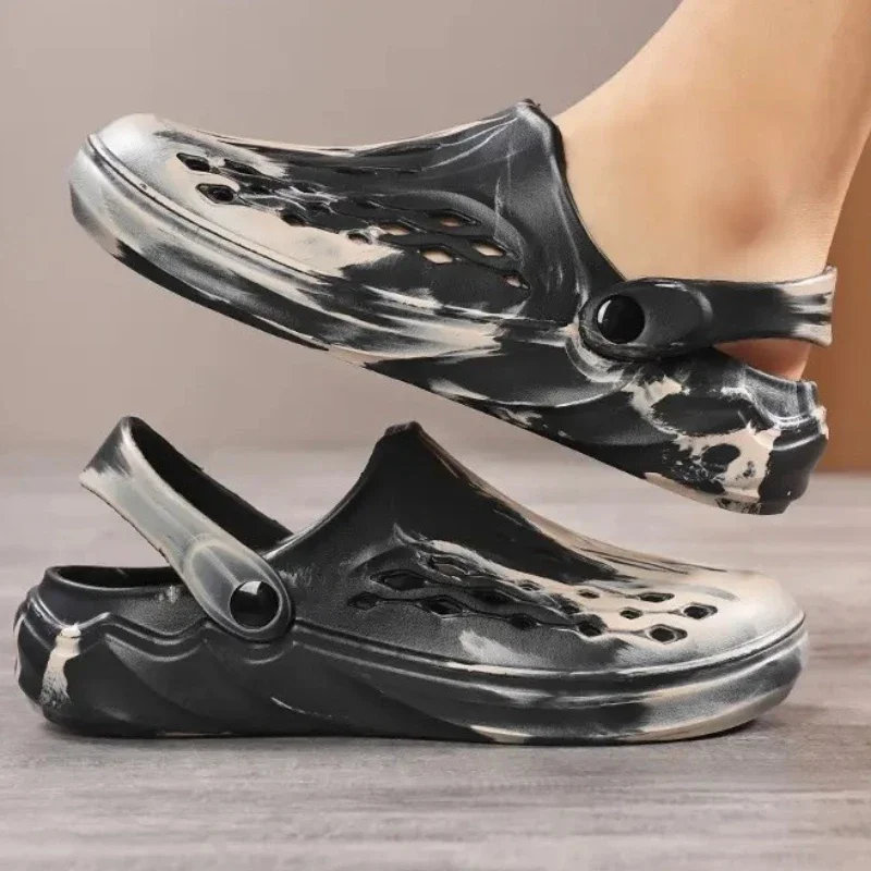 

Summer New Style of Durable, High-quality, Multi-color Available, Soft, Pull-on, Easy-to-bend, Anti-slip Casual Men's Slippers