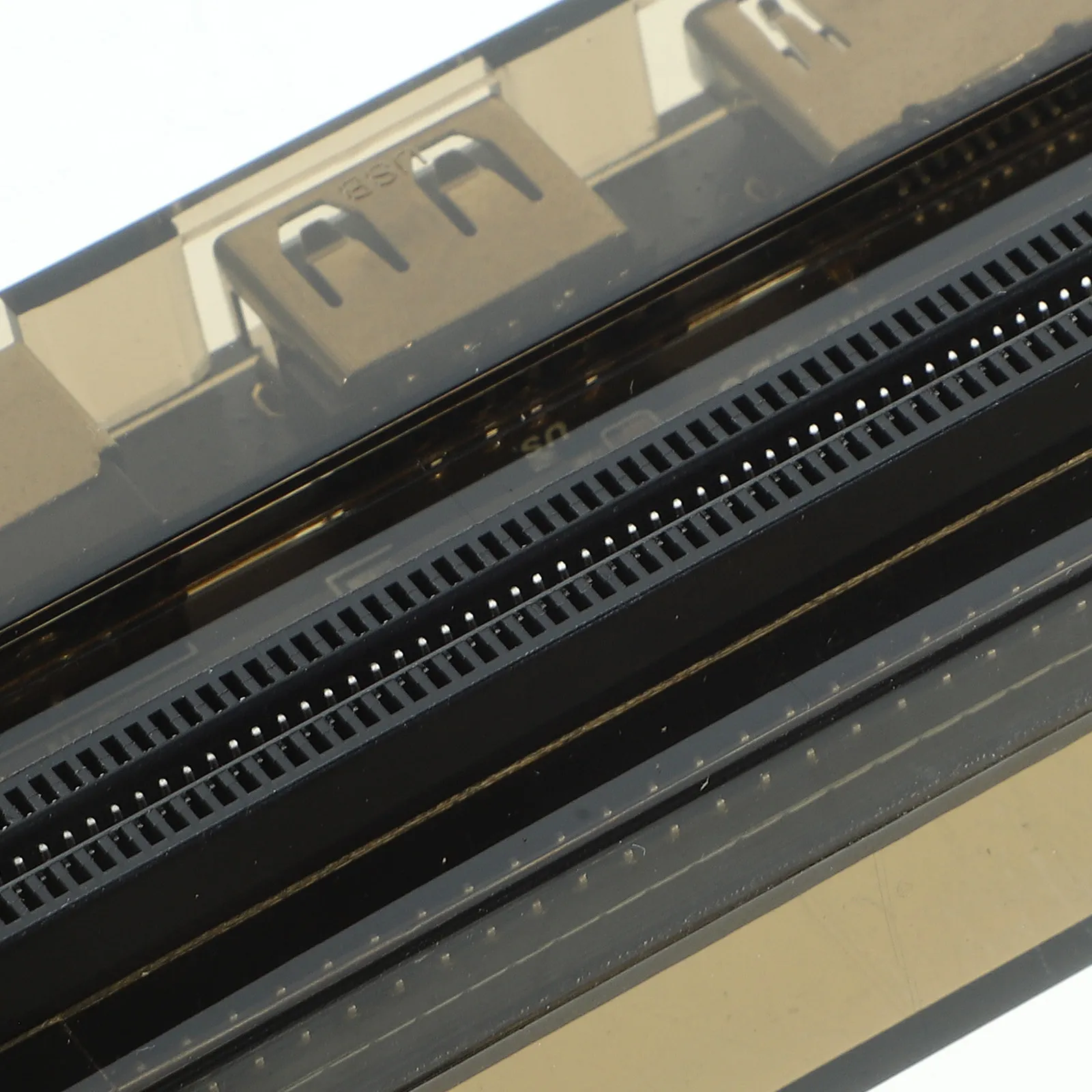 

Внешняя док-станция для видеокарт ноутбуков с интерфейсом PCI-E, выходная мощность 220 Вт, совместима с несколькими графическими процессорами, для профессионального гейминга