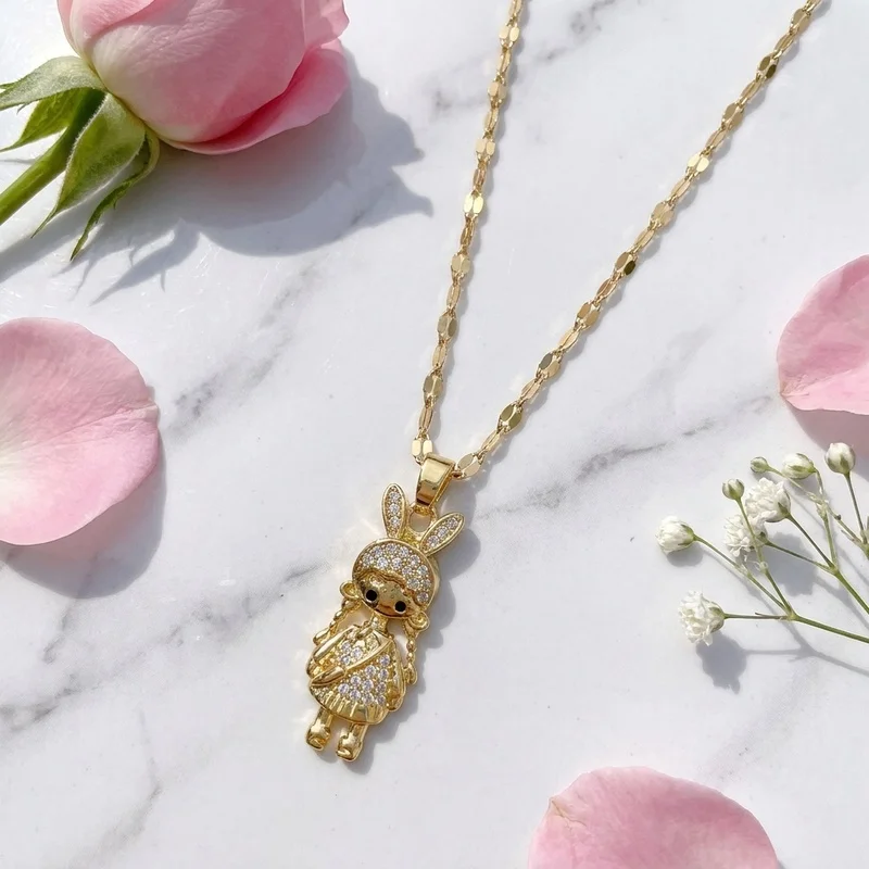 Backpack Girl Necklace, Elegant Luxe-Inspired Ornate Collarbone Chain, Versatile Jewelry for Women